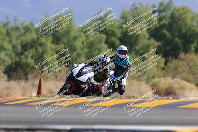 media/Nov-06-2022-SoCal Trackdays (Sun) [[208d2ccc26]]/Turn 7 Set 1 (1050am)/